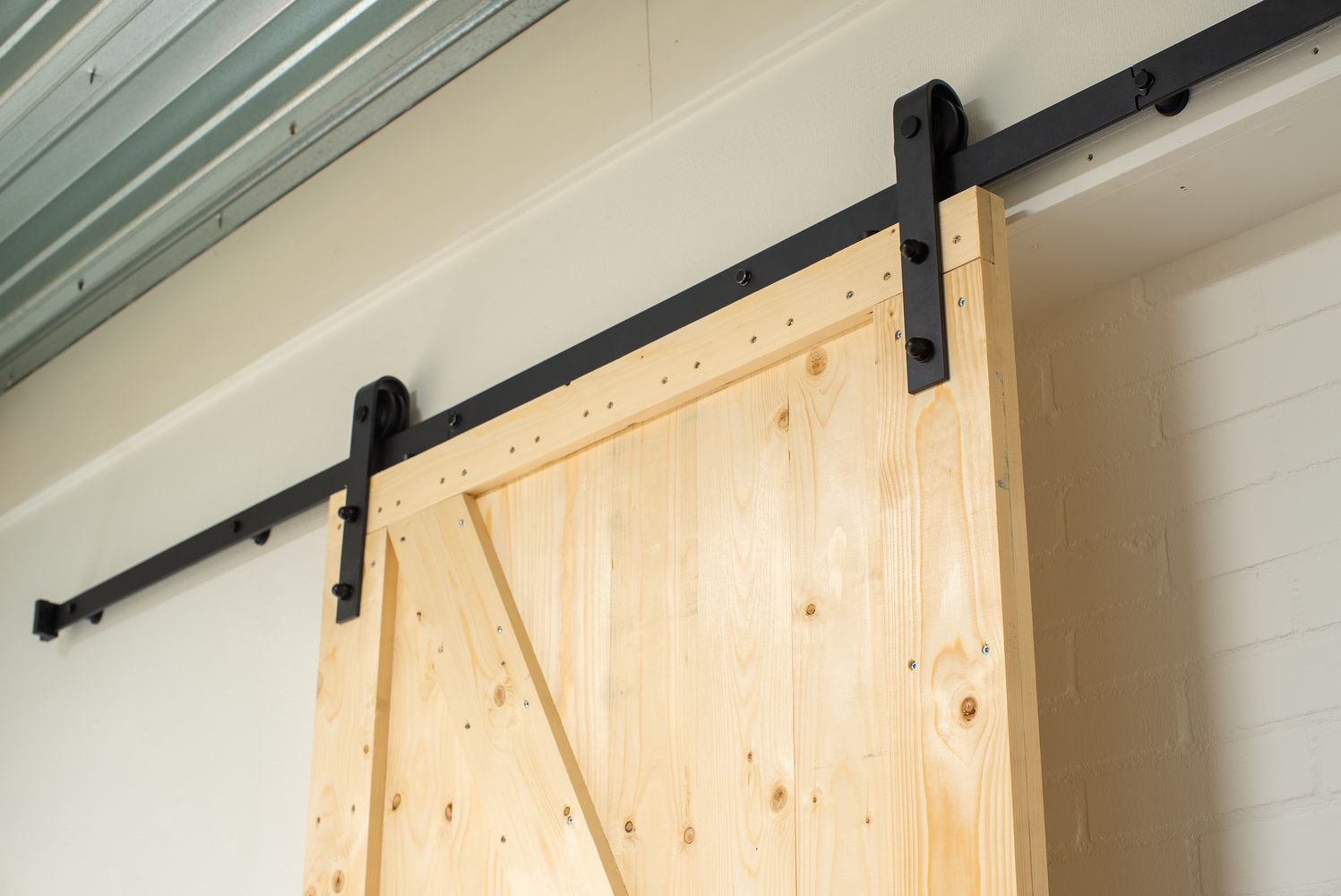 Zwart Schuifdeursysteem met Rails - Recht Model Compleet 200 cm - Per Set, foto 5 van 6