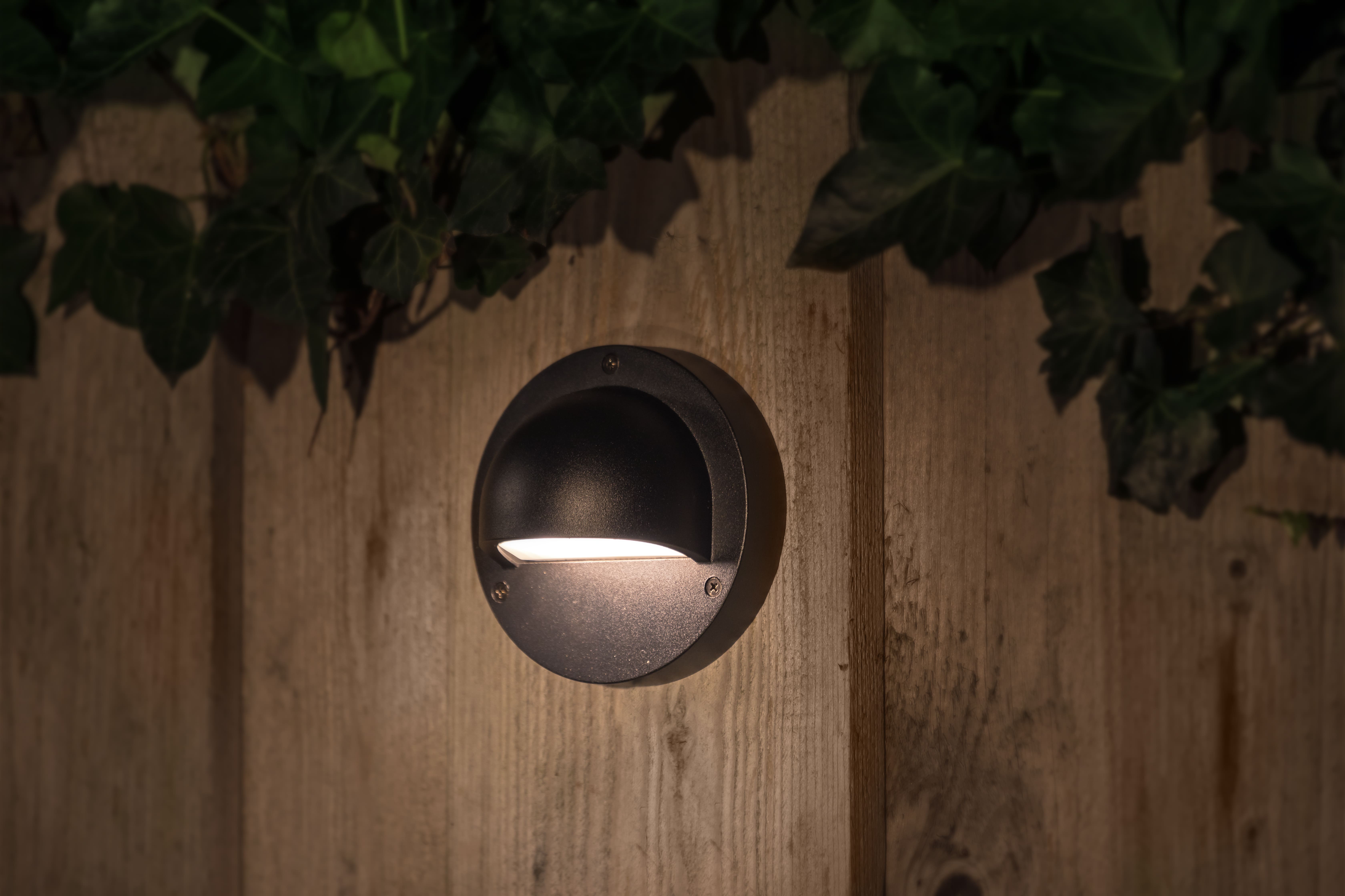 Garden Lights Wandlamp Deimos 12 Volt Aluminium Zwart met Kap 140 mm - Per Stuk