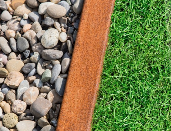 Bordo Per Prato Corten Ondulato - Acciaio Zincato Prearrugginito - Altezza 16 Cm, Lunghezza 12 Mt - Flessibile Per Vialetti E Aiuole