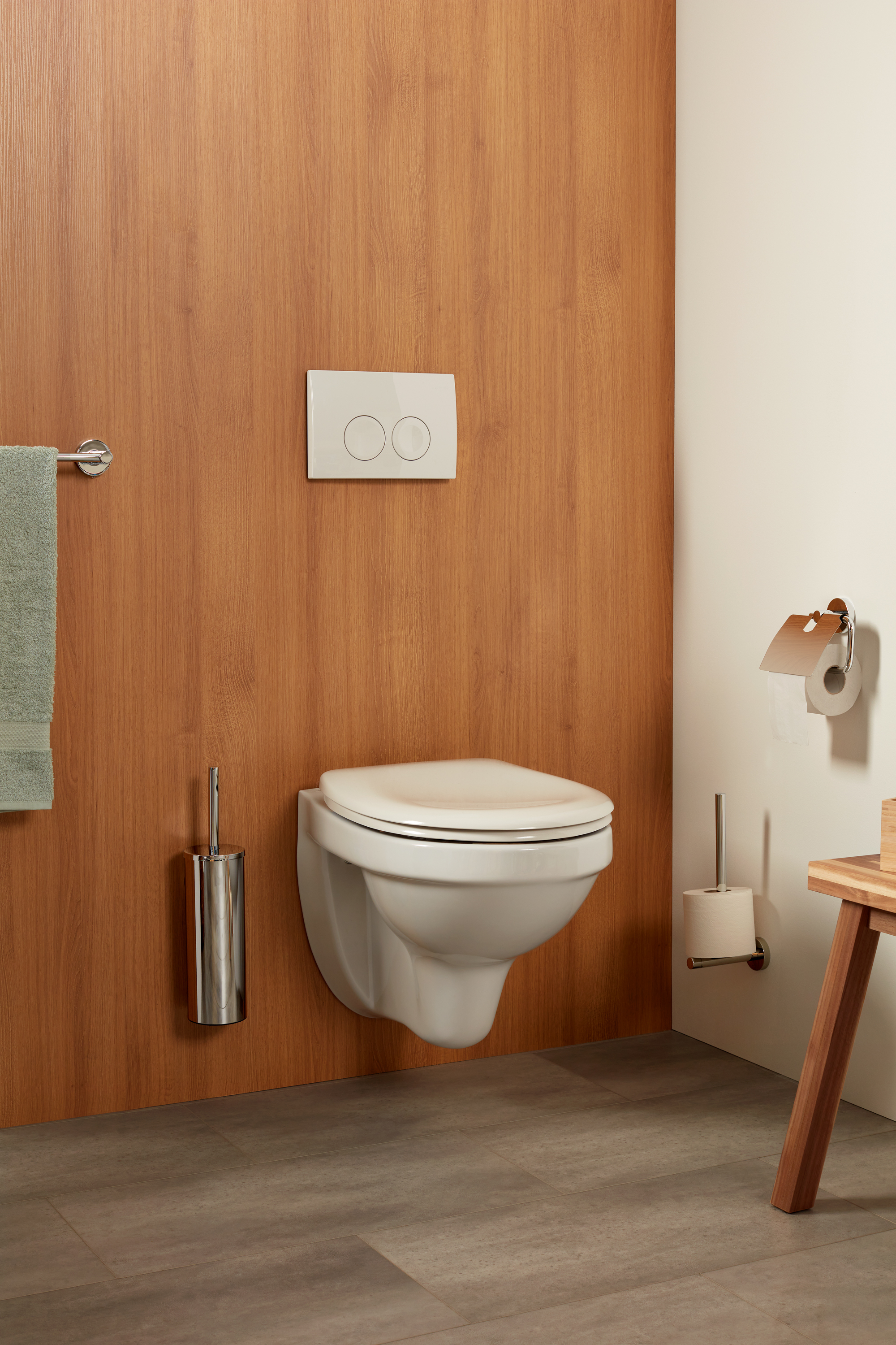 Toiletrolhouder met Klep Chroom - Per Stuk, foto 2 van 3