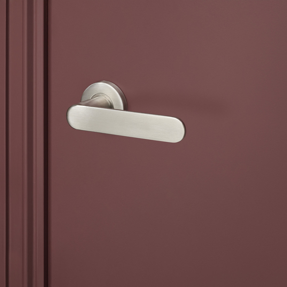 Novara_rvs_rond_rozet_bordeaux_deur