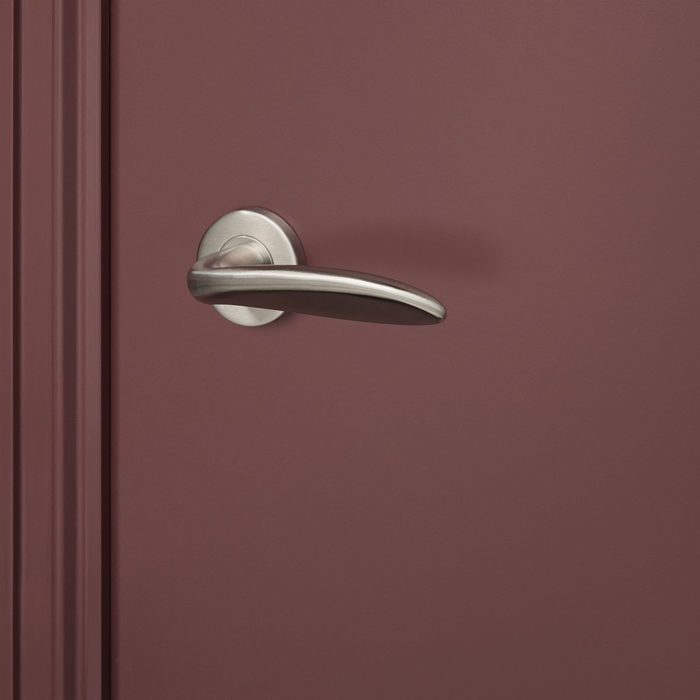 Benevento_rvs_rond_rozet_bordeaux_deur