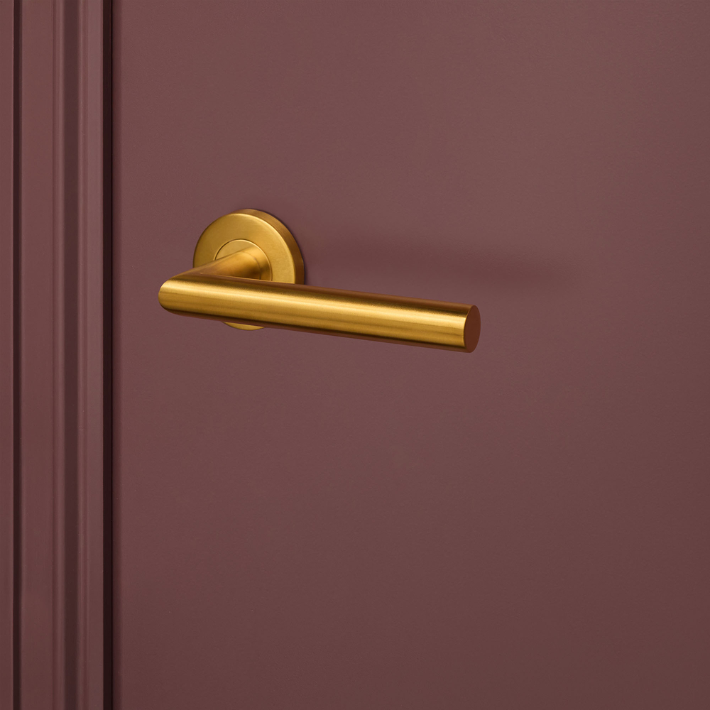 Mantua_goud_rond_rozet_bordeaux_deur_1_