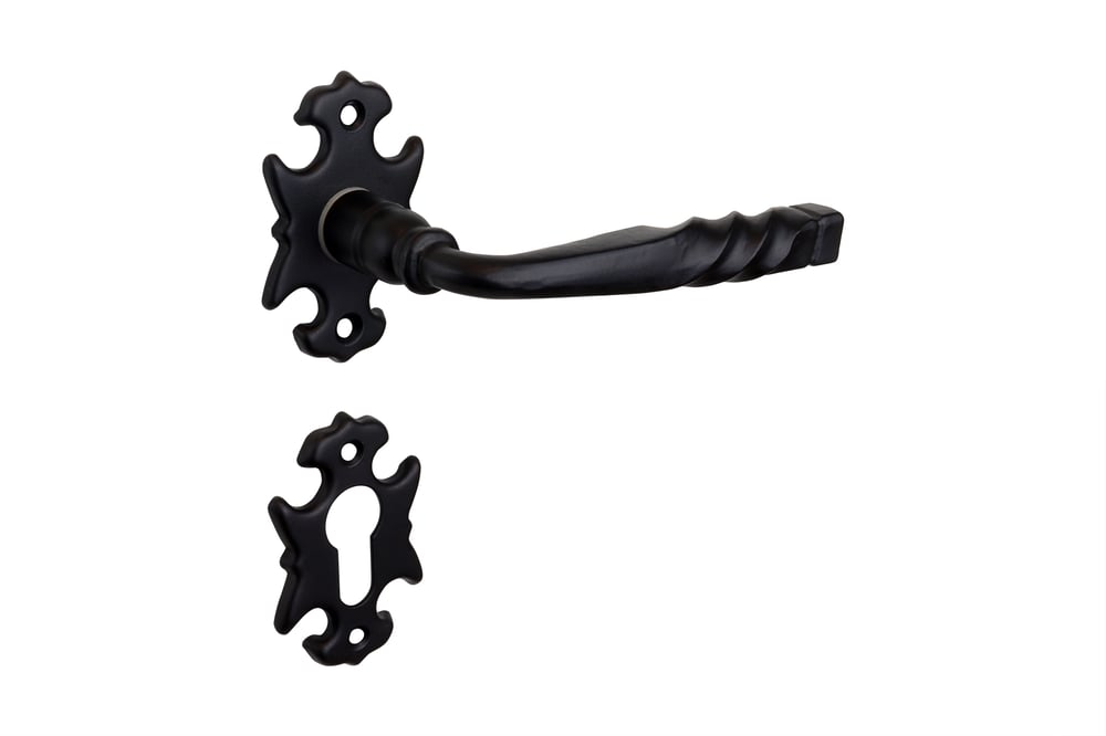 deurklink_zwart_rustiek_met_rozet_en_cilinderplaatjes_per_set_1