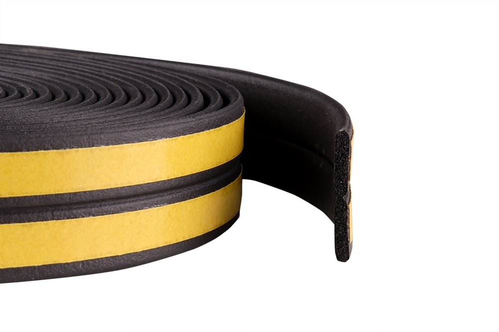 tochtstrip_zwart_zelfklevende_tochtstrip_voor_kieren_1_tot_4_mm_75_meter_2