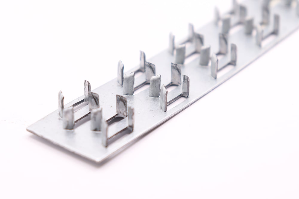 kramplaat_25_x_125_mm_verzinkt_per_stuk_3