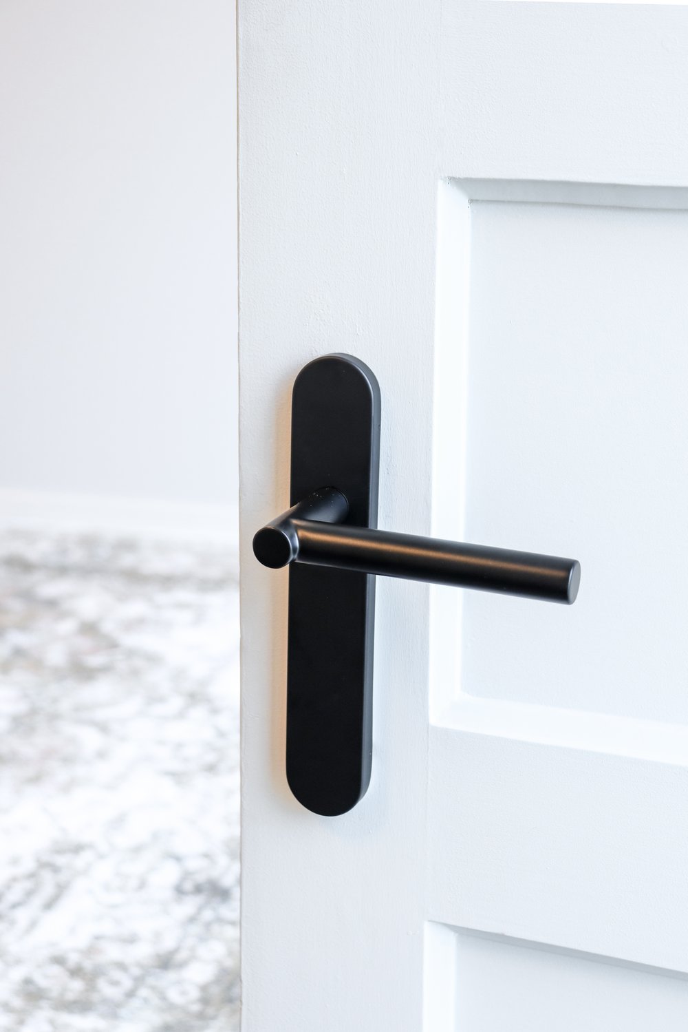 LavuzoGrosettoZwartopafgerondschild