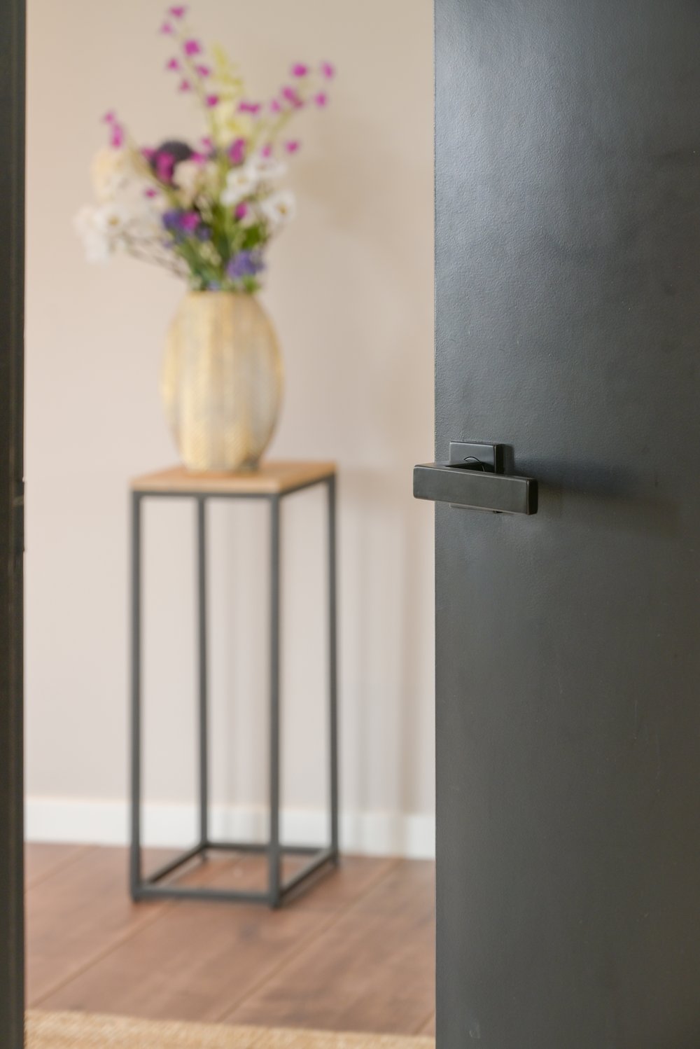 ImperioZwartVierkantRozet_1_1_