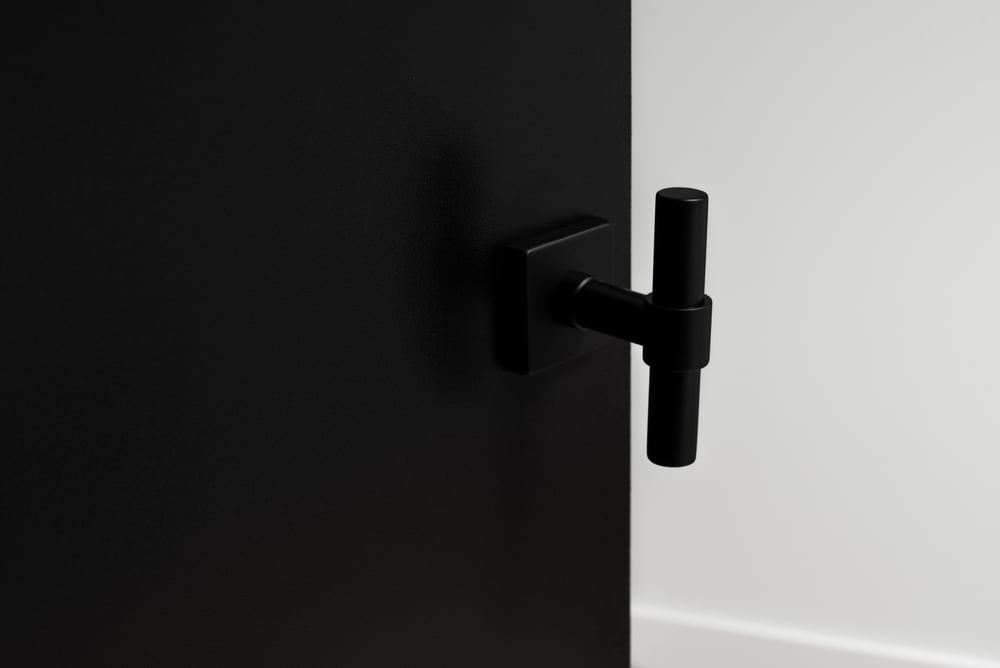 24_PesaroZwartVierkant