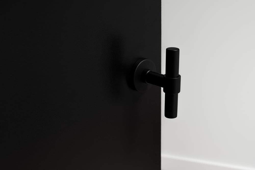 25_Lavuzo_PesaroZwartRond