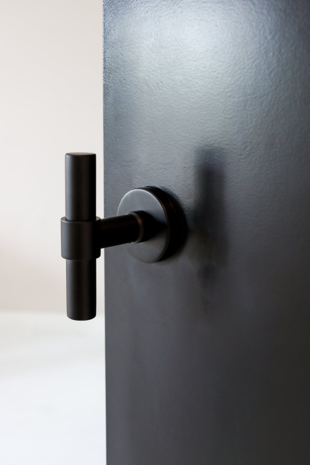 LavuzoPesaro_zwart_1