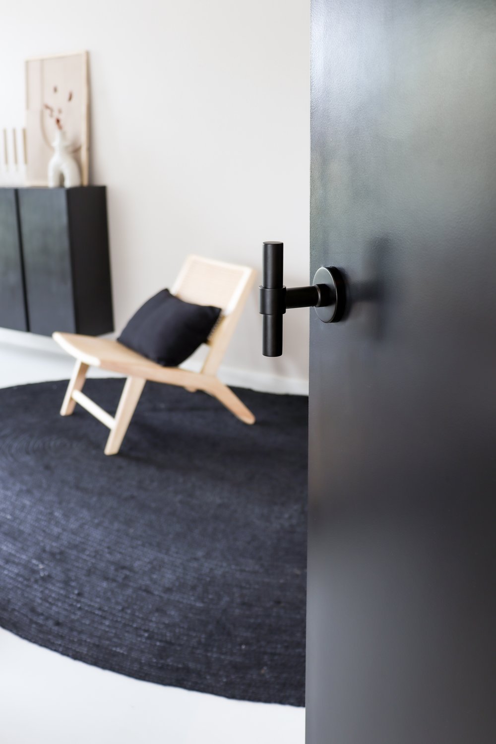 LavuzoPesaro_zwart_2