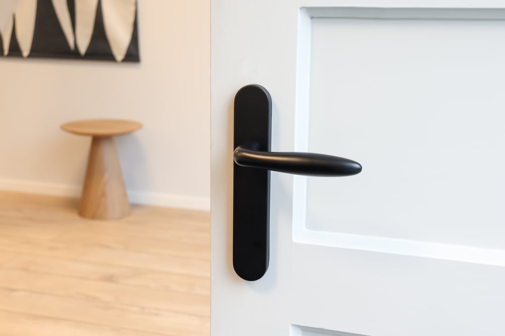 PratonaZwartAfgerondschild_2