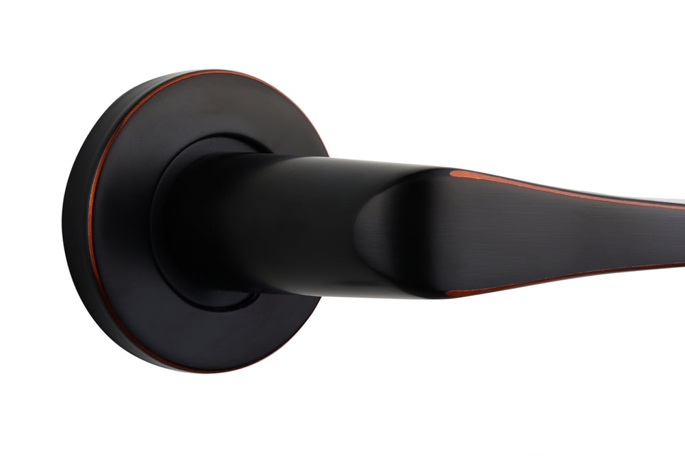 LavuzodeurkrukCermelliZwart_Bronsmetrondrozet_PerSet_closeup