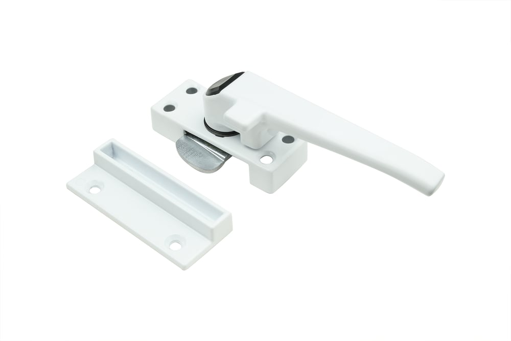 RaamsluitingmetDrukknopWitRechts2