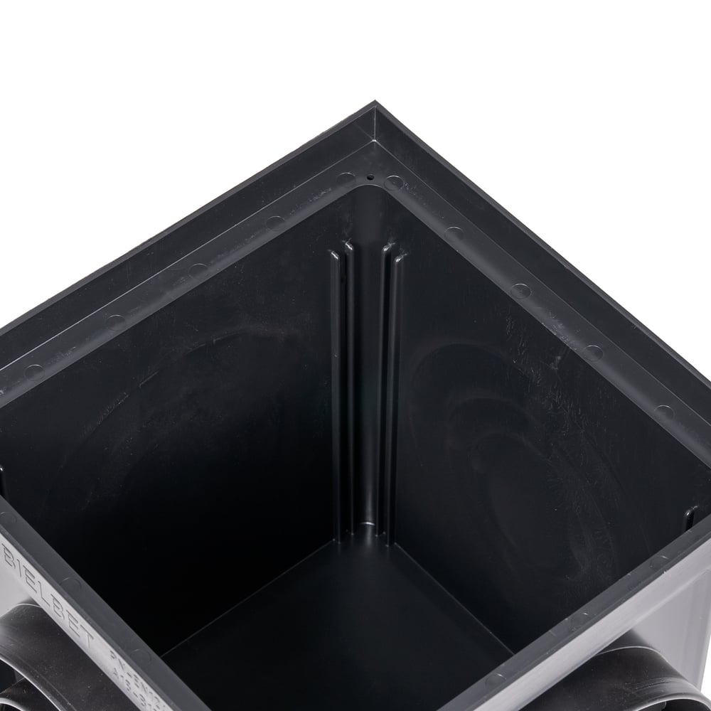 wovar_productfotografie_WV022718_stankafsluiter_voor_afvoerput_25x25cm_inschuifplaat_er_stuk_7