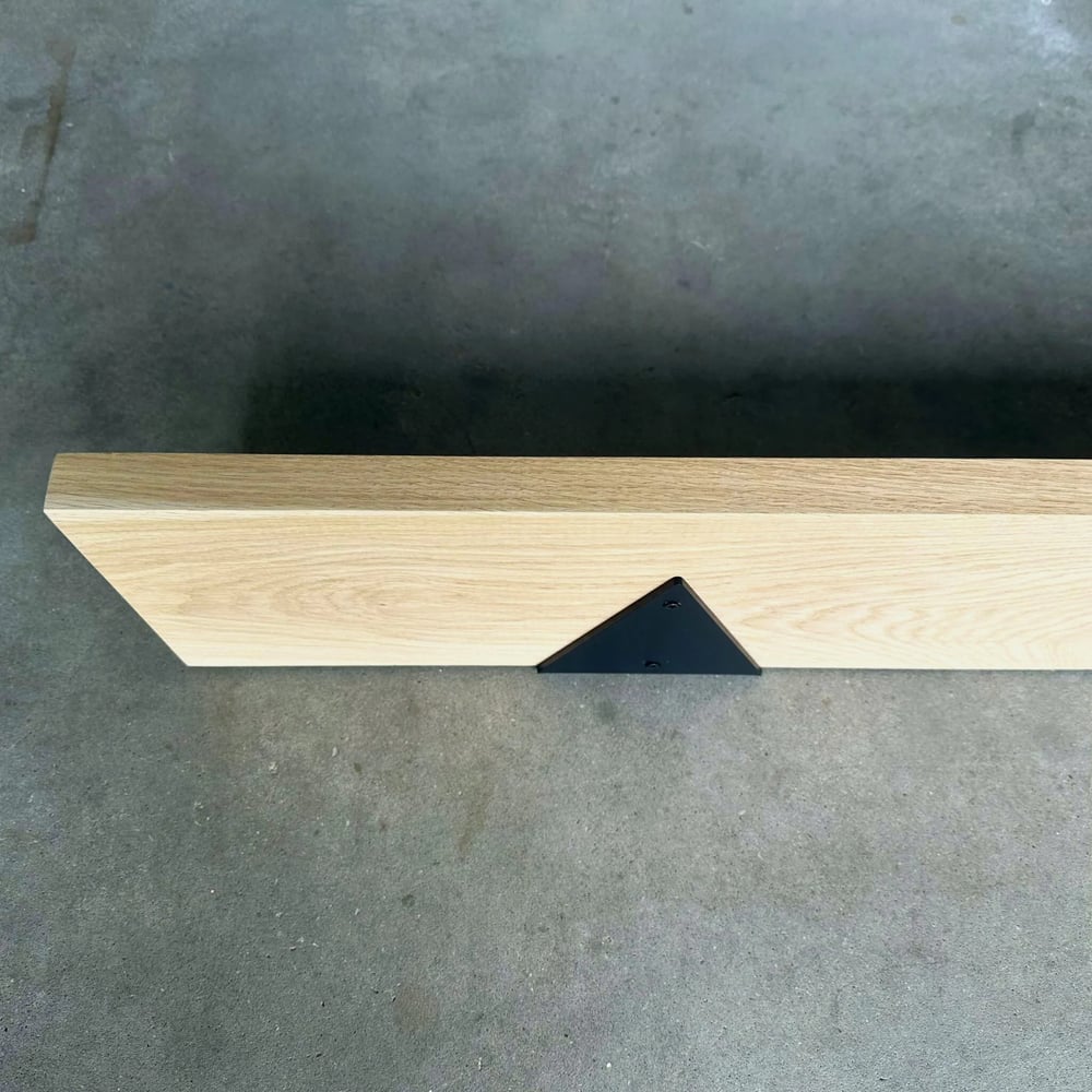 wandplank_driehoek_onder_beuegls_mz_detail_2_2048x2048_jpg_1_