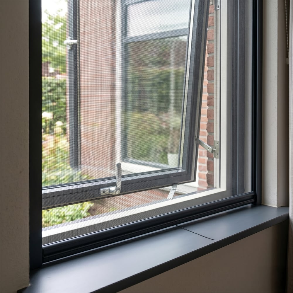 RolhorRaamAntraciet100x160cm_Raamhor_PerStuk_sfeer