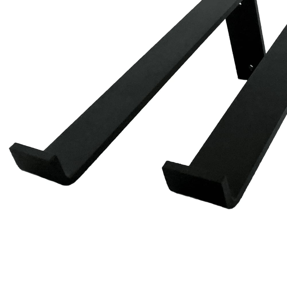 plankdrager_zwart_staand_15x40_close_up