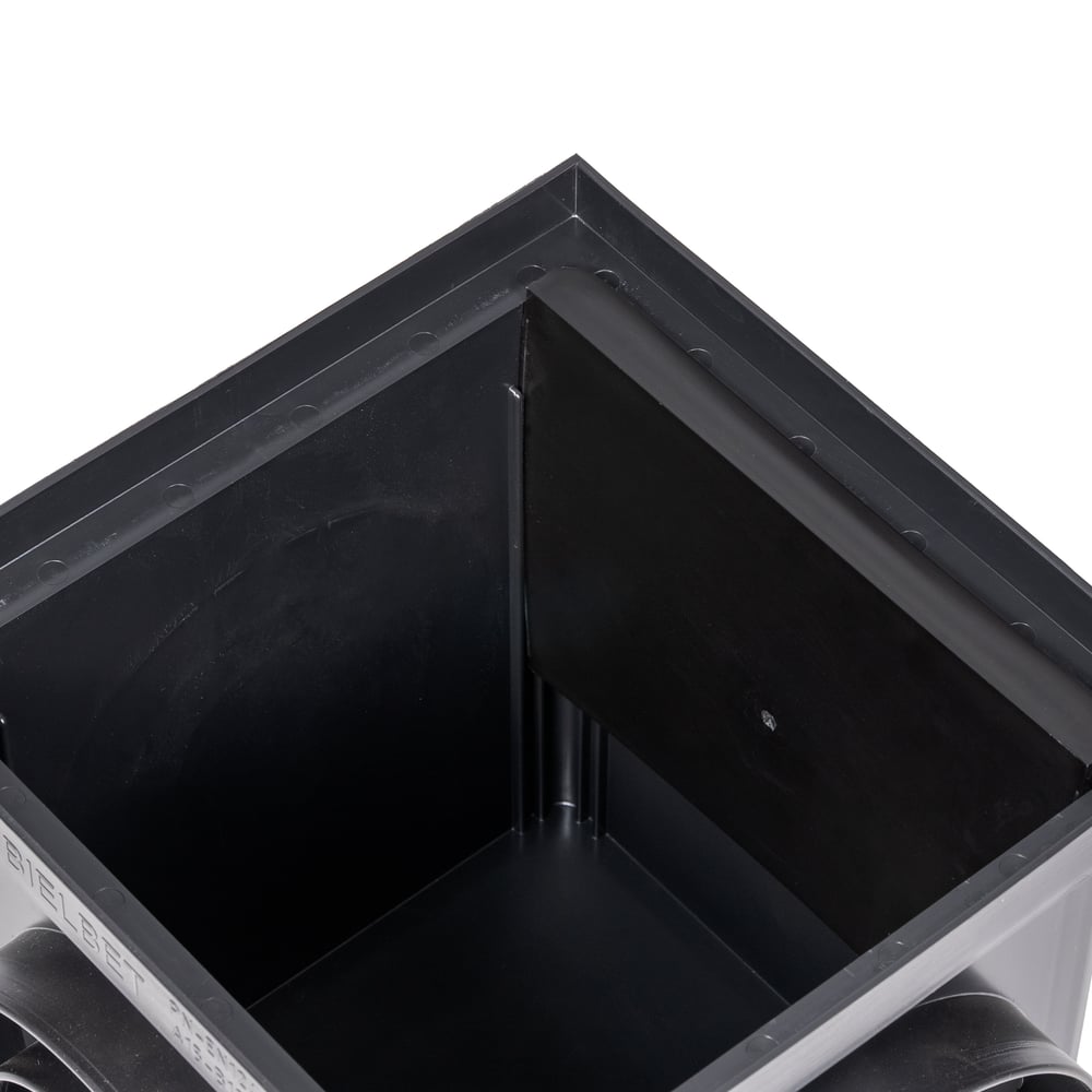 wovar_productfotografie_WV022718_stankafsluiter_voor_afvoerput_25x25cm_inschuifplaat_er_stuk_8